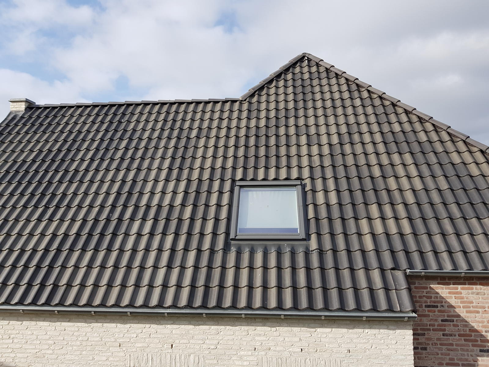 dddakwerken - nieuwbouw - brugse pan - eternit - Oostkamp