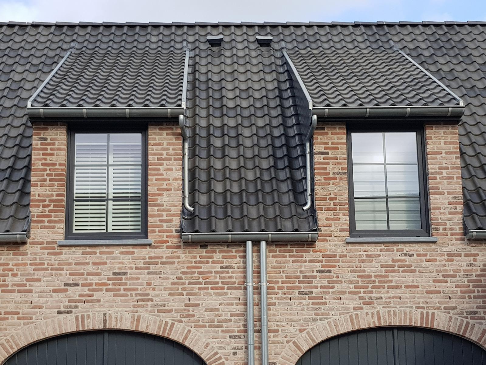 dddakwerken - nieuwbouw - brugse pan - eternit - Oostkamp