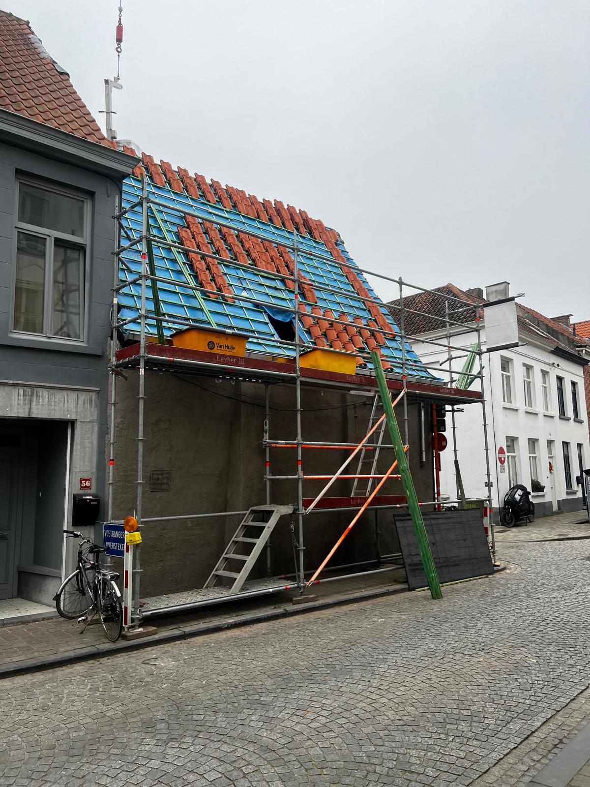 d-ddakwerken Tielt - kapconstructie - Velux - Koramic Vlaamse pan rood