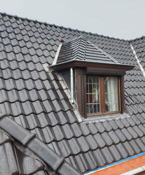 Renovatie - Roeselare - Koramic 401 antraciet - Koramic 301 antraciet - zink